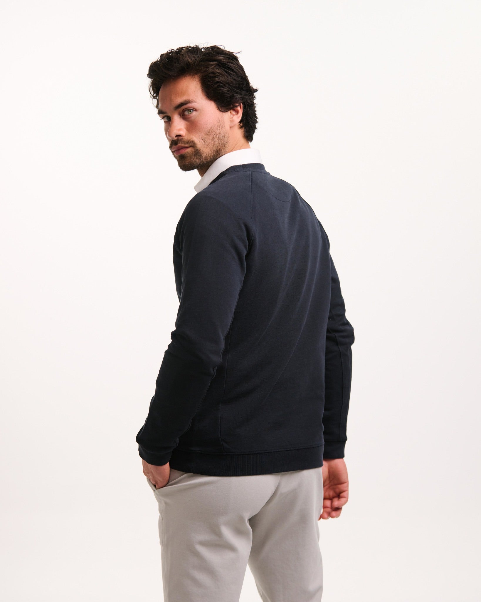 crownsburg-sweater-navy-2